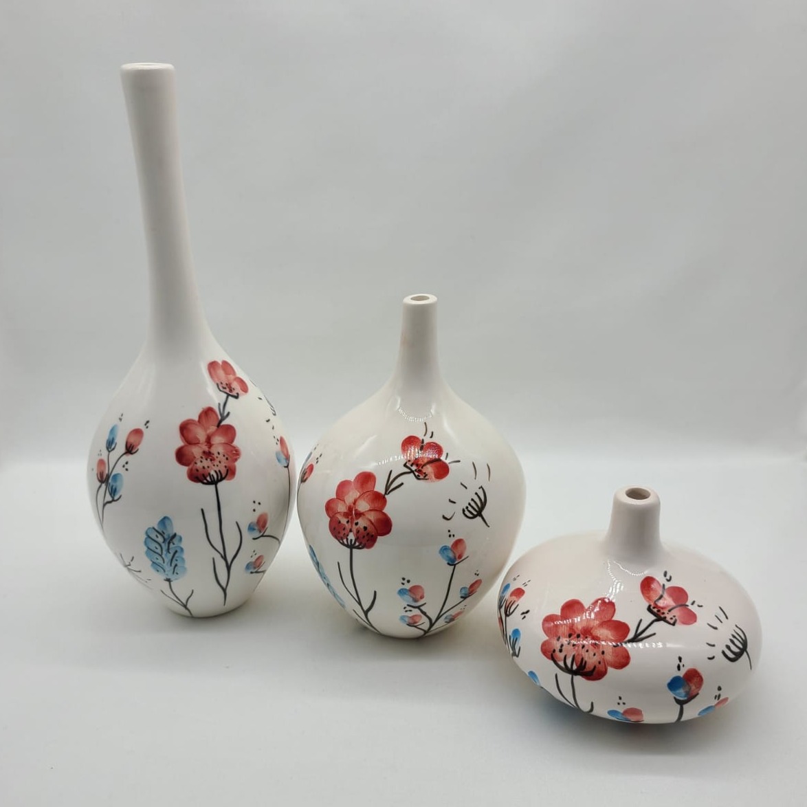 RedFlowerceramicwithbluebranches02